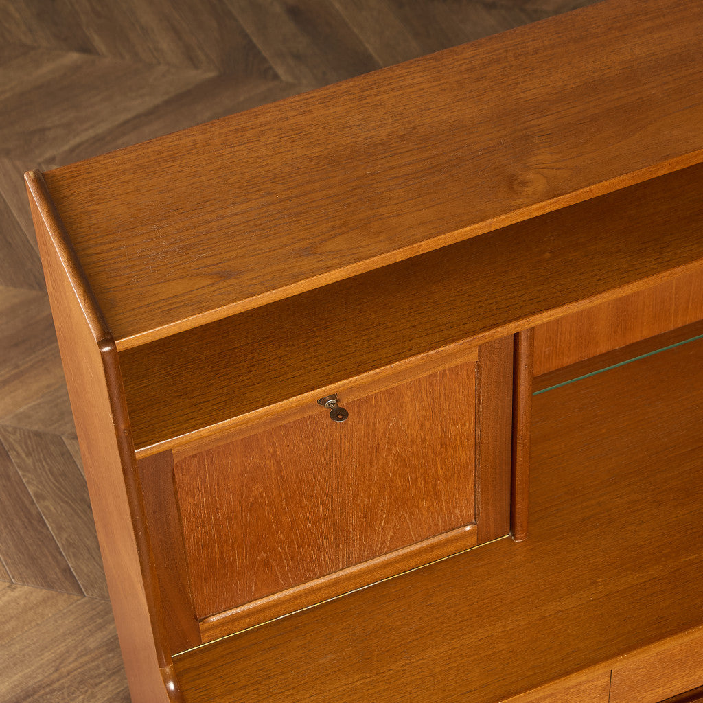 ヴィンテージ ハイサイドボード