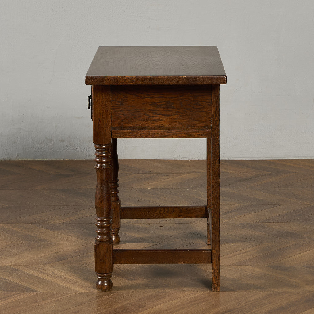 英国 クラシック オーク材 サイドテーブル #97113 – camori