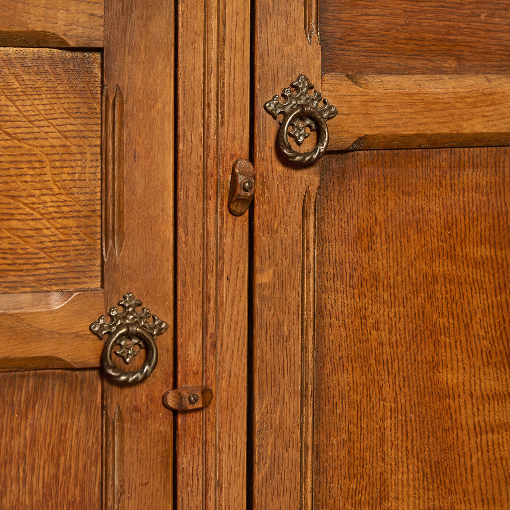 英国 クラシック ウェルシュドレッサー 食器棚