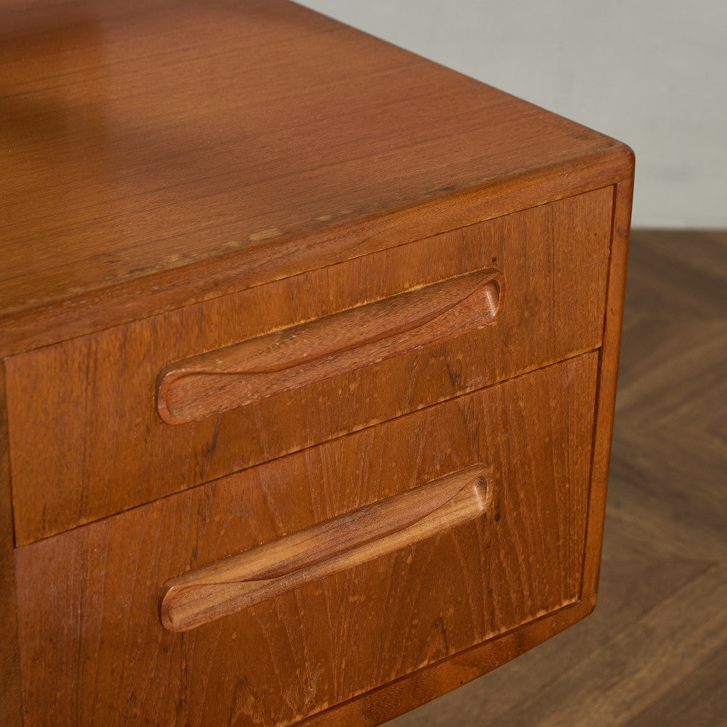 ニューフレスコ ドレッシングデスク (1986)