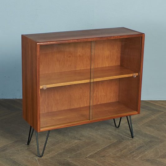 ヴィンテージ ガラスブックケース / カスタム アイアンヘアピンレッグ