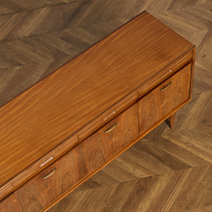 ヴィンテージ サイドボード カップボード