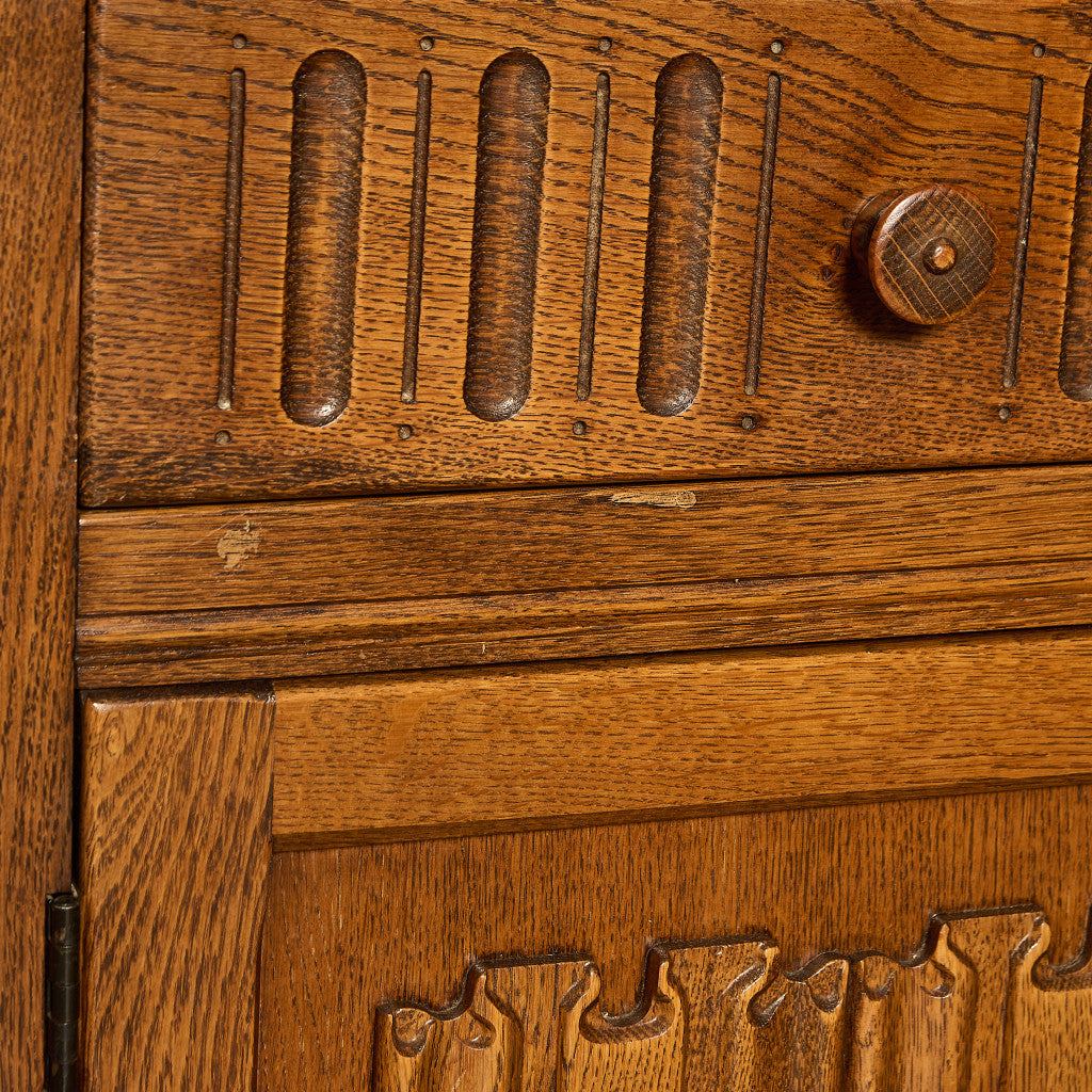 英国クラシック ウェルシュドレッサー  食器棚