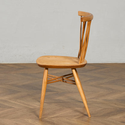 ラティスドチェア