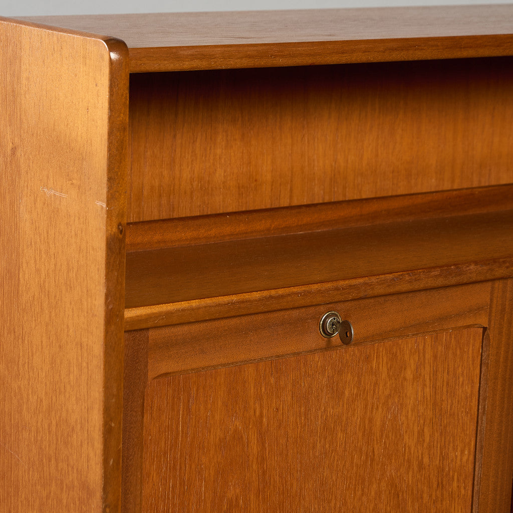 ヴィンテージ ハイサイドボード