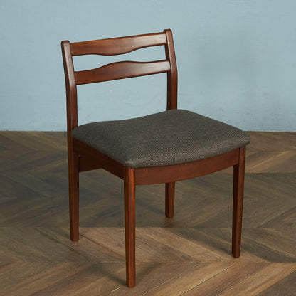 ヴィンテージ ダイニングチェア / 座面張替え済み (LUUM)