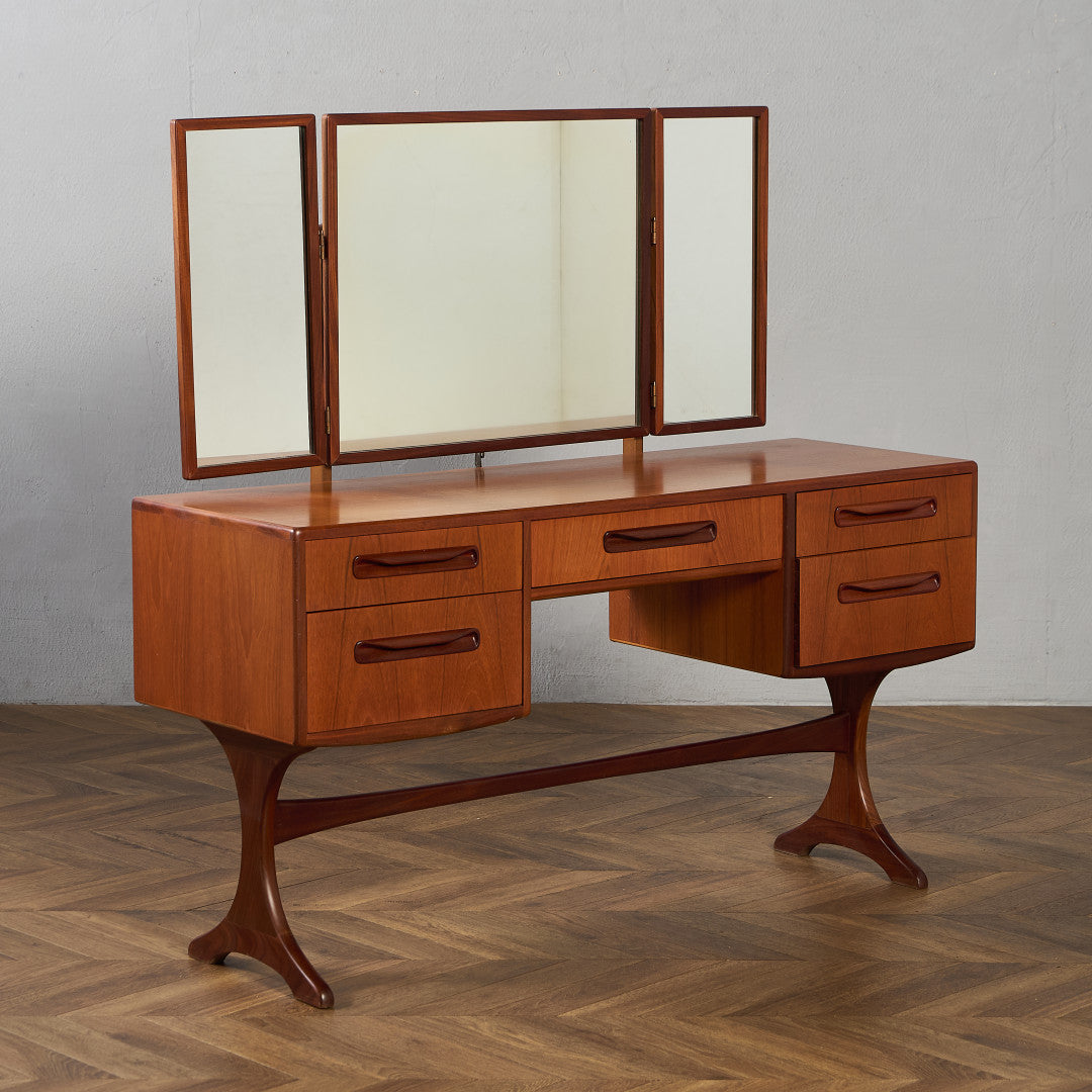 ニューフレスコ ドレッシングデスク (1986)