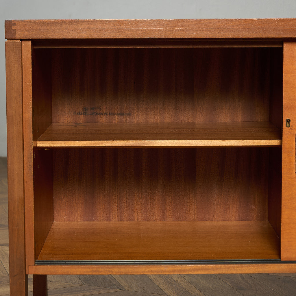 英国 ヴィンテージ キャビネット