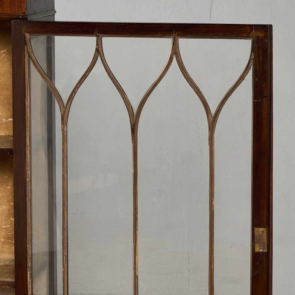 英国 クラシック ディスプレイ ガラス キャビネット