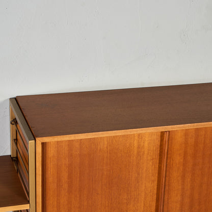 ウォールユニット