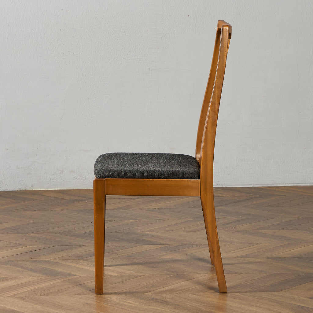 ダイニングチェア  座面張替え済み