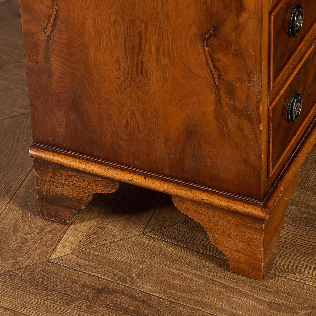 英国 クラシック サイドチェスト