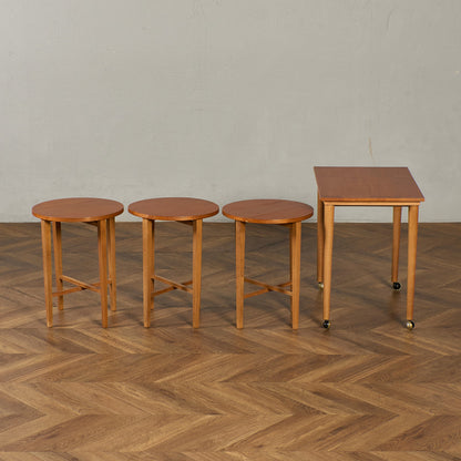 Novy Domov ヴィンテージ ネストテーブル
