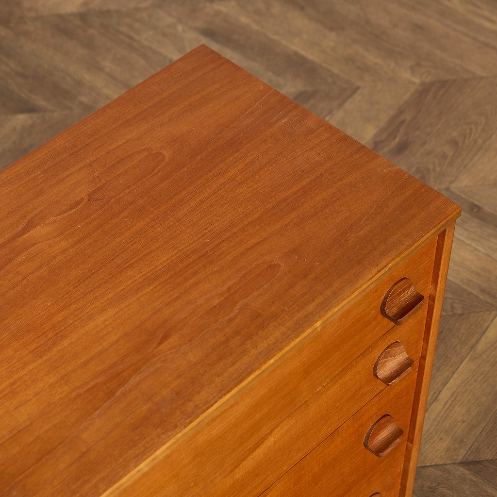 ヴィンテージ 4段 チェスト