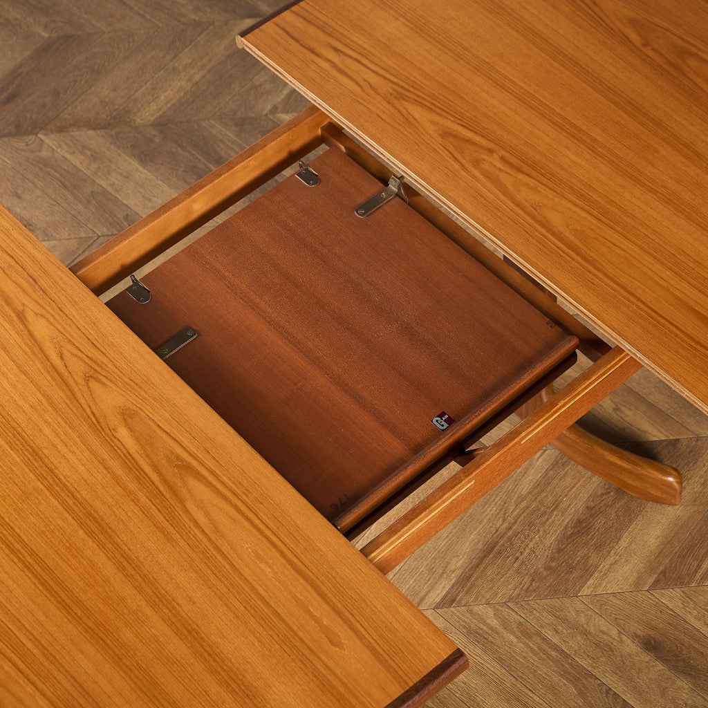 Fresco ホエールレッグ ダイニングテーブル 4393