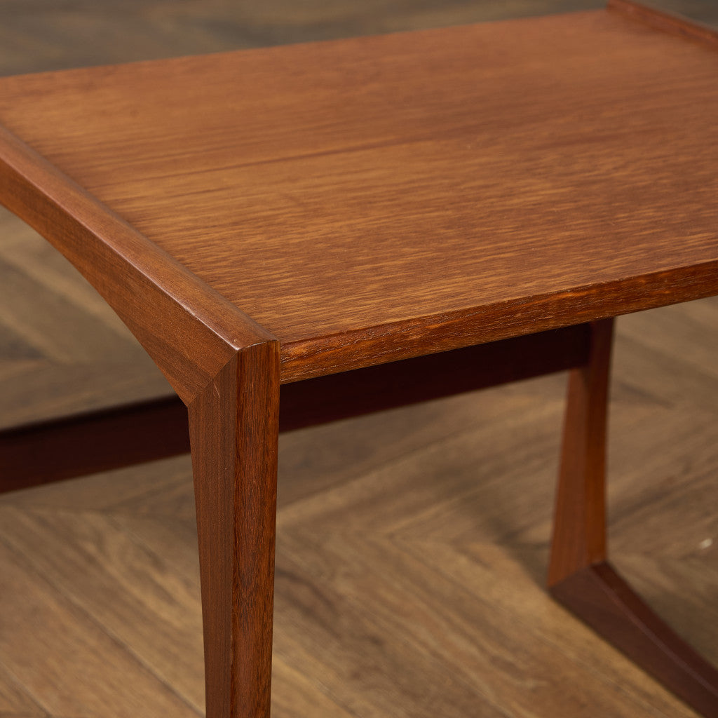 Quadrille ヴィンテージ ネストテーブル