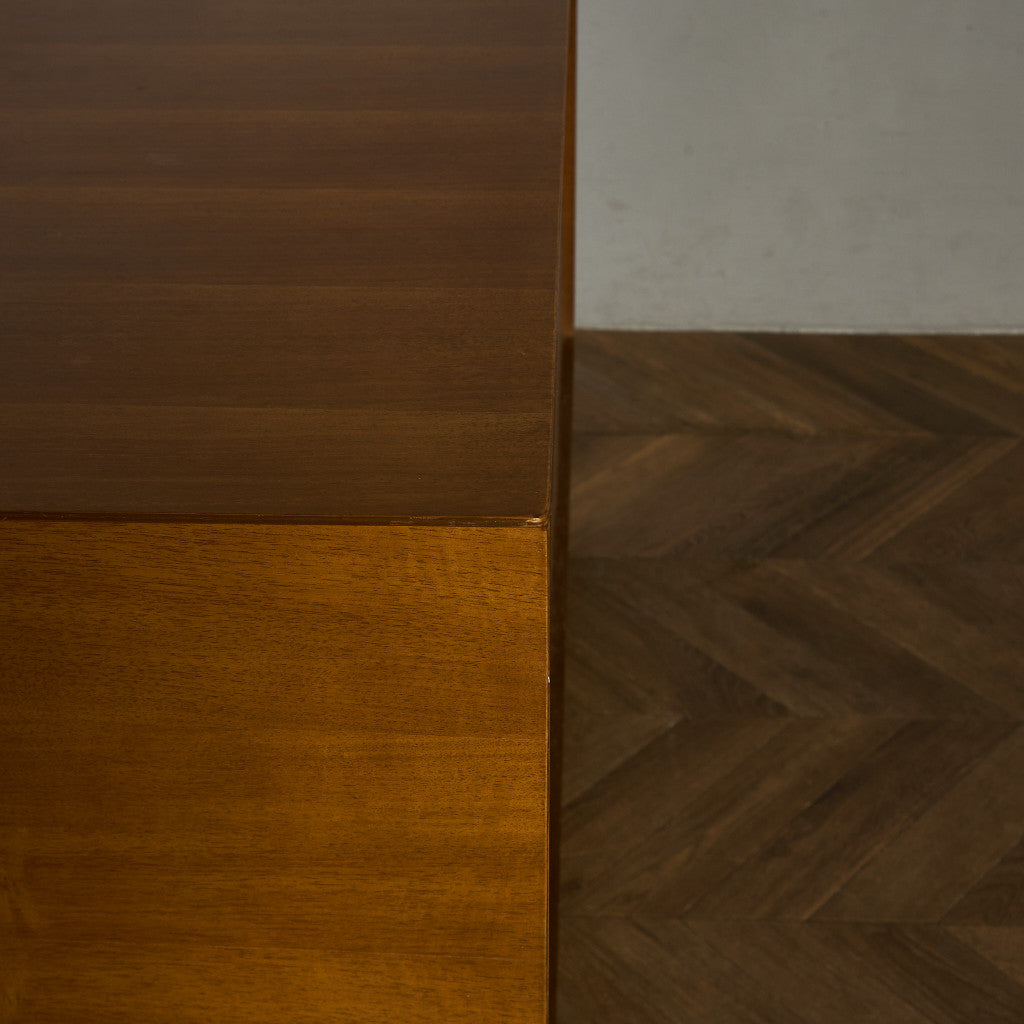 英国ヴィンテージ サイドボード