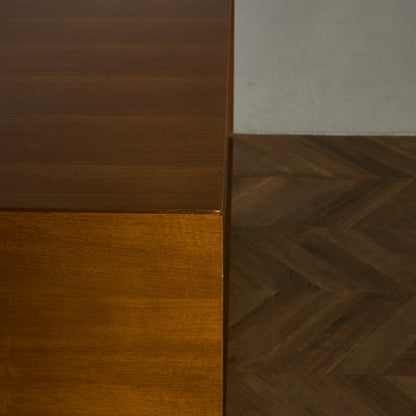 英国ヴィンテージ サイドボード