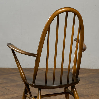 ヴィンテージ クエーカー アームチェア ラウンドゴールドラベル