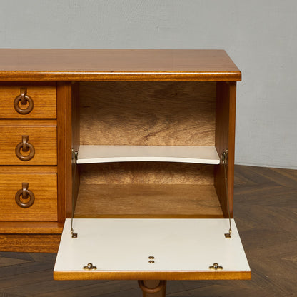 ヴィンテージ サイドボード