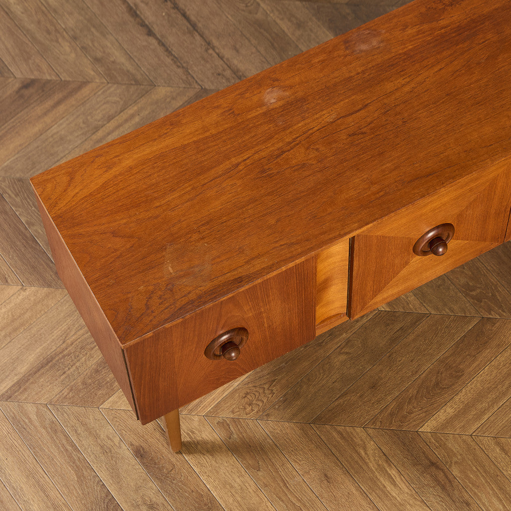 イギリス ヴィンテージ サイドボード