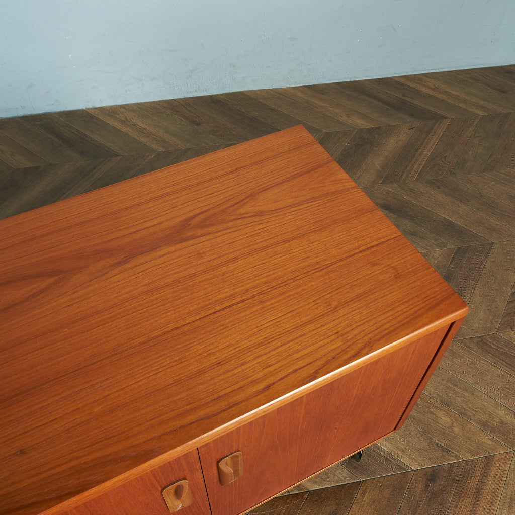 ジープラン G-PLAN Fresco サイドキャビネット / カスタム アイアン