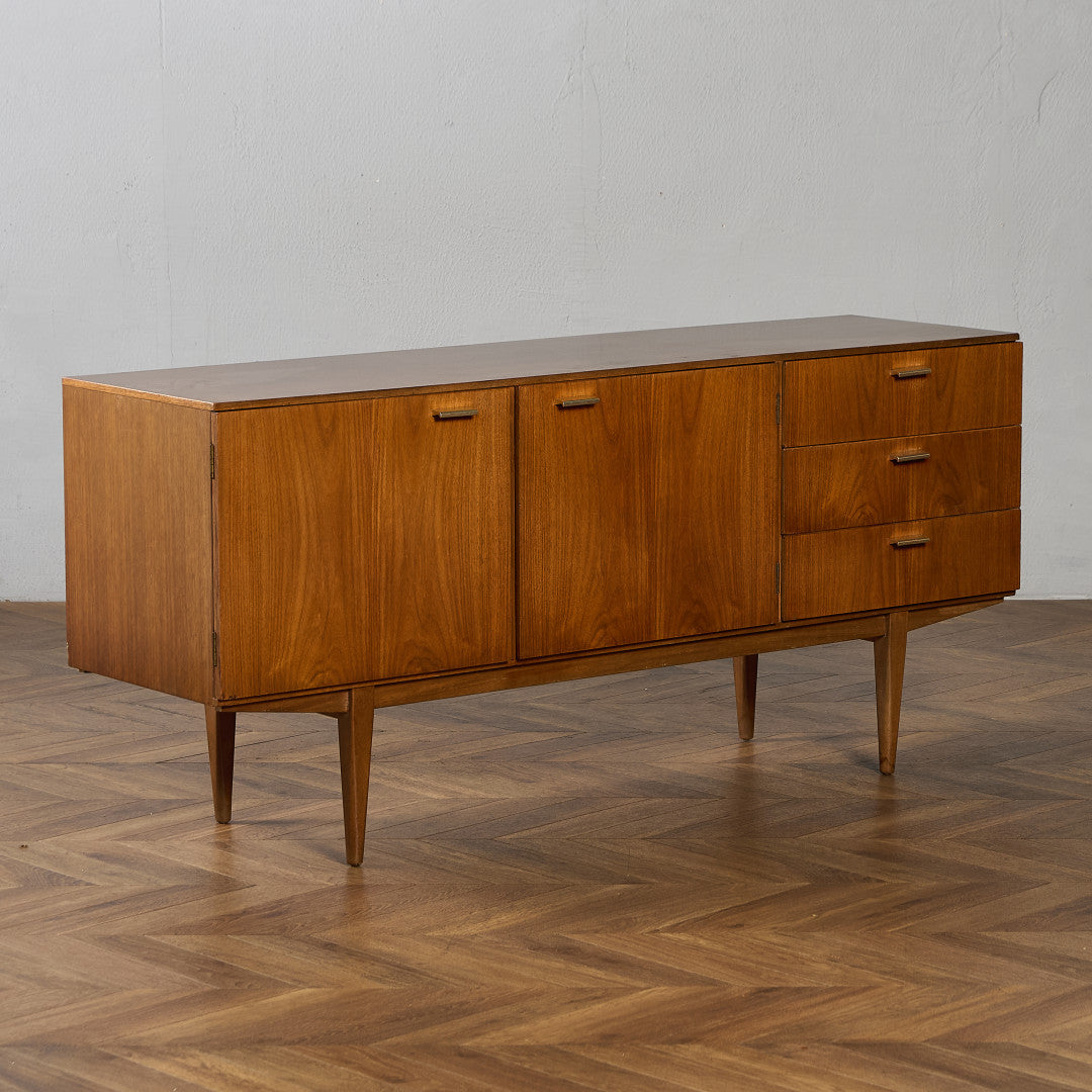 ライトン・ファニチャー Wrighton furniture (F Wrighton & Sons Ltd