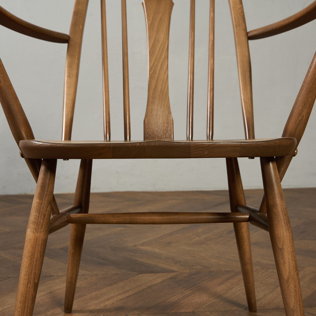 スワンバック アームチェア