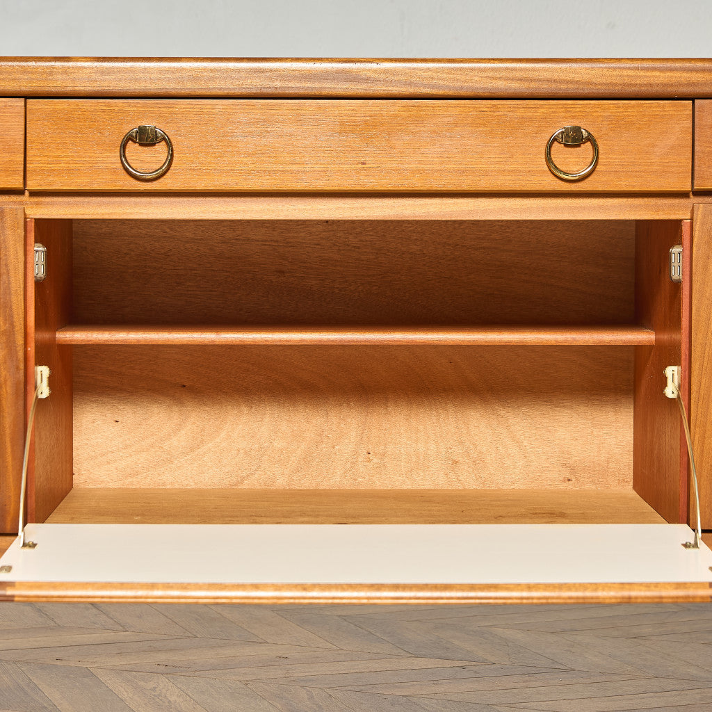 十字扉 ヴィンテージ サイドボード