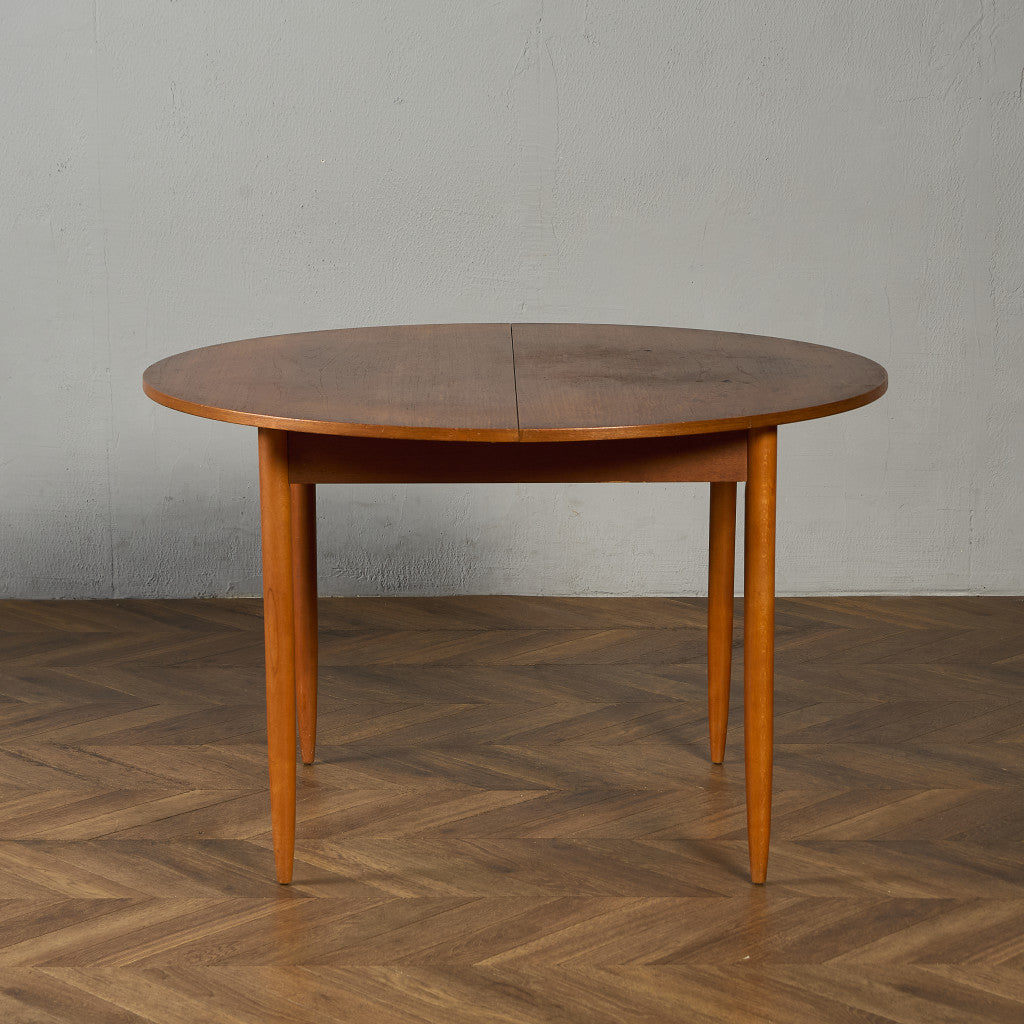 英国 ヴィンテージ ラウンド ダイニングテーブル