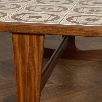 タイルトップ コーヒーテーブル