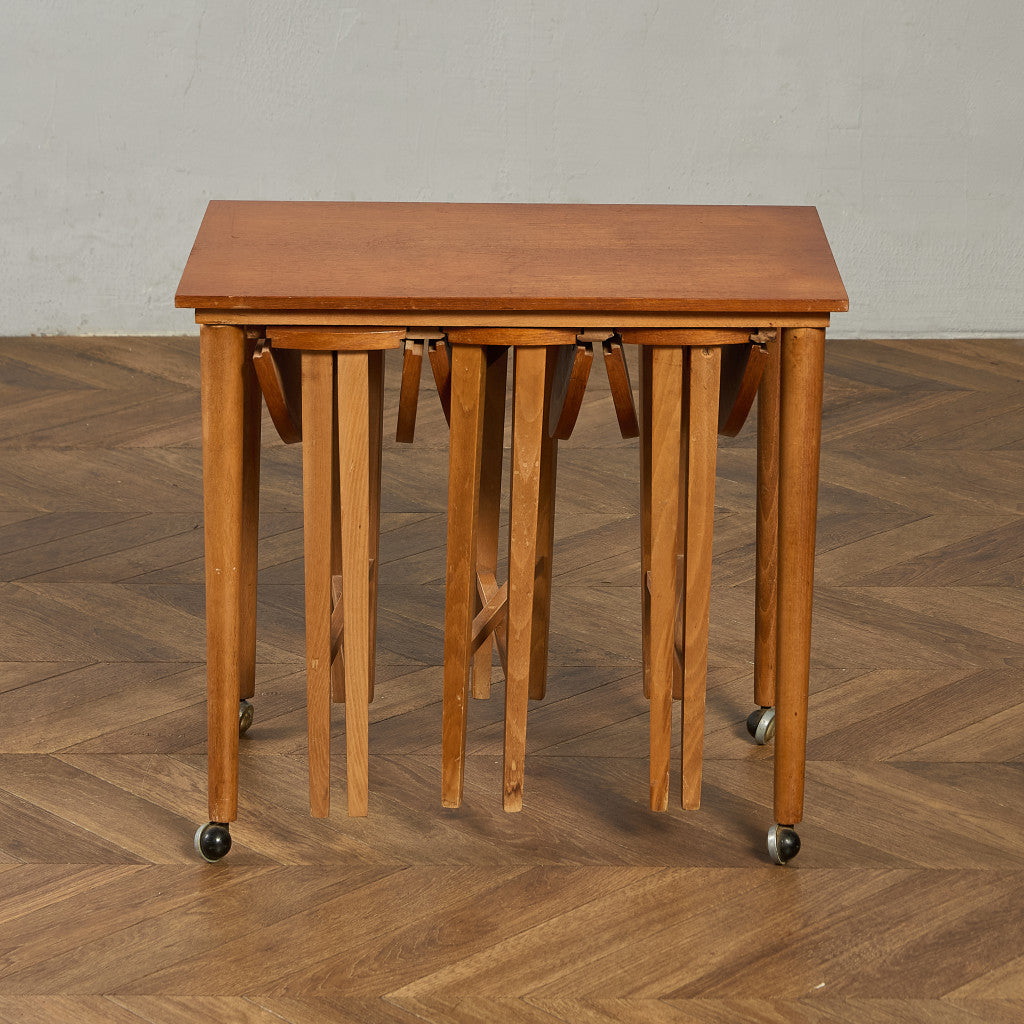 Novy Domov ヴィンテージ ネストテーブル