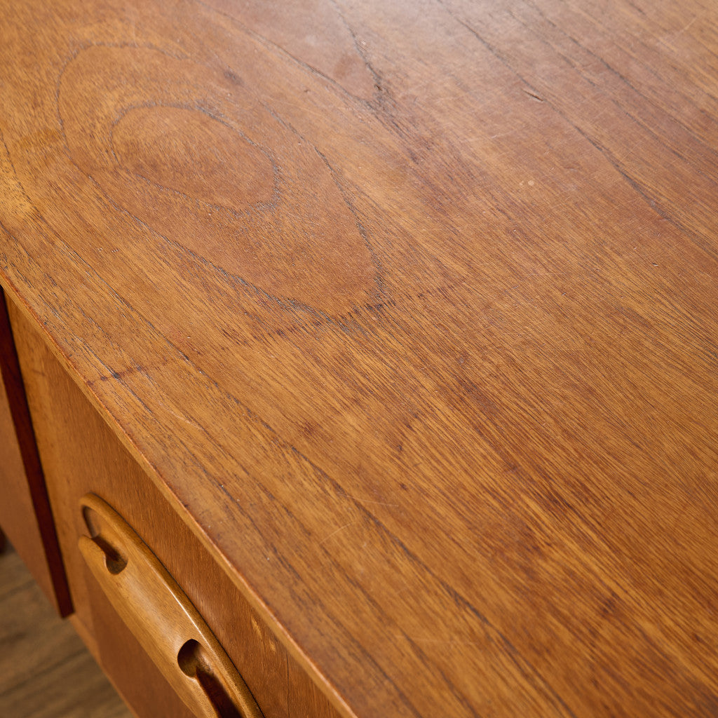 ヴィンテージ サイドボード