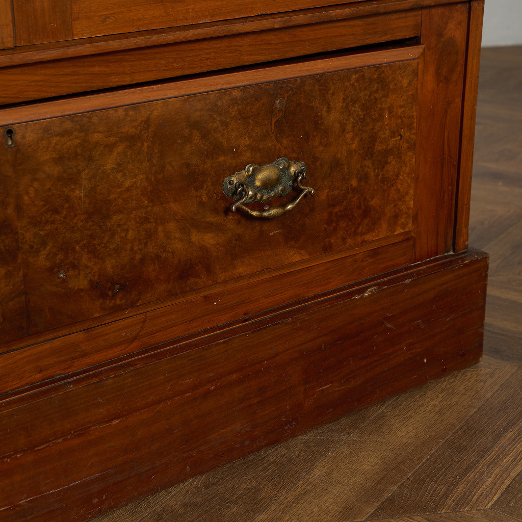 英国 アンティーク ワードローブ