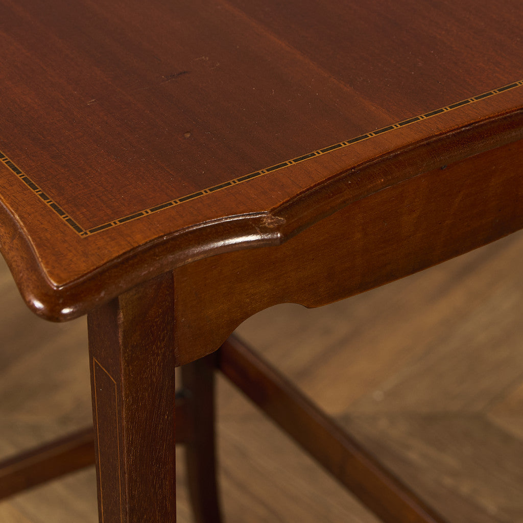 英国 クラシック ネストテーブル