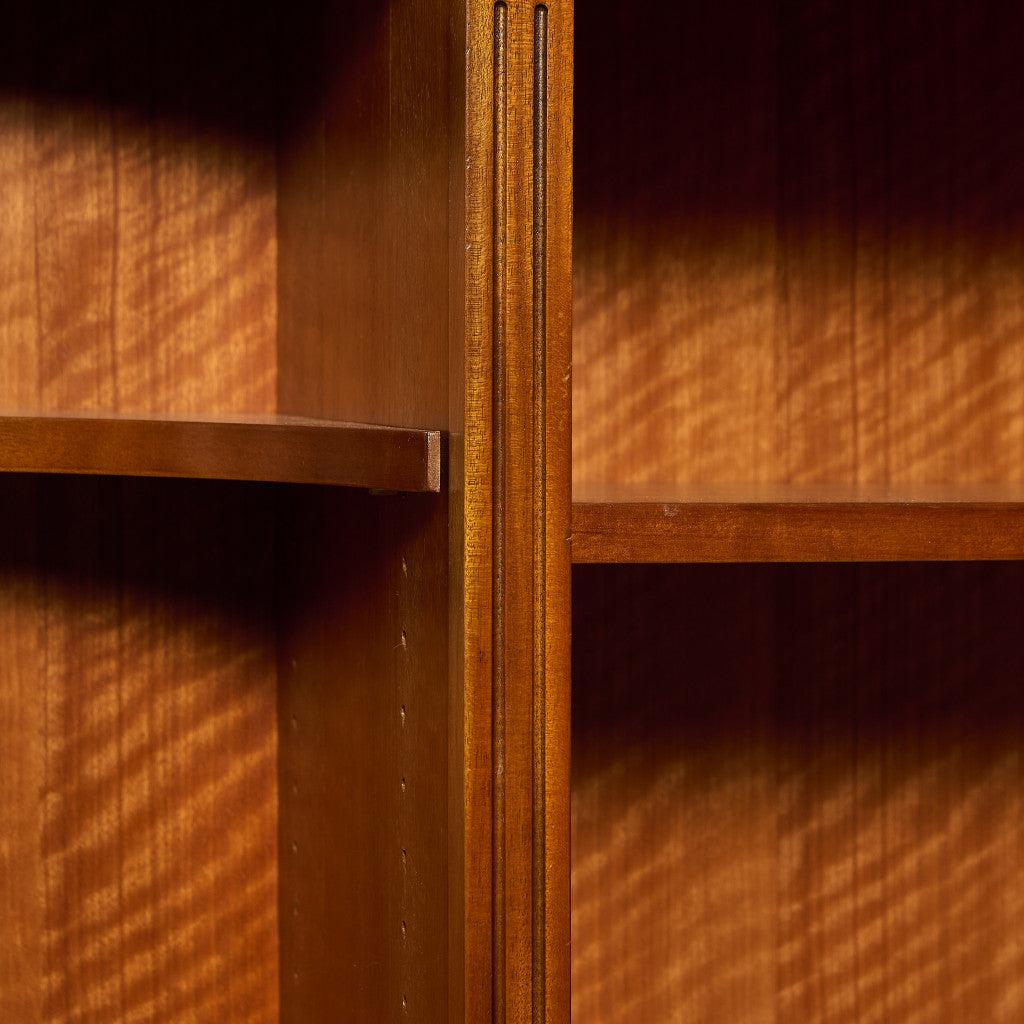 英国 クラシック ブックシェルフ