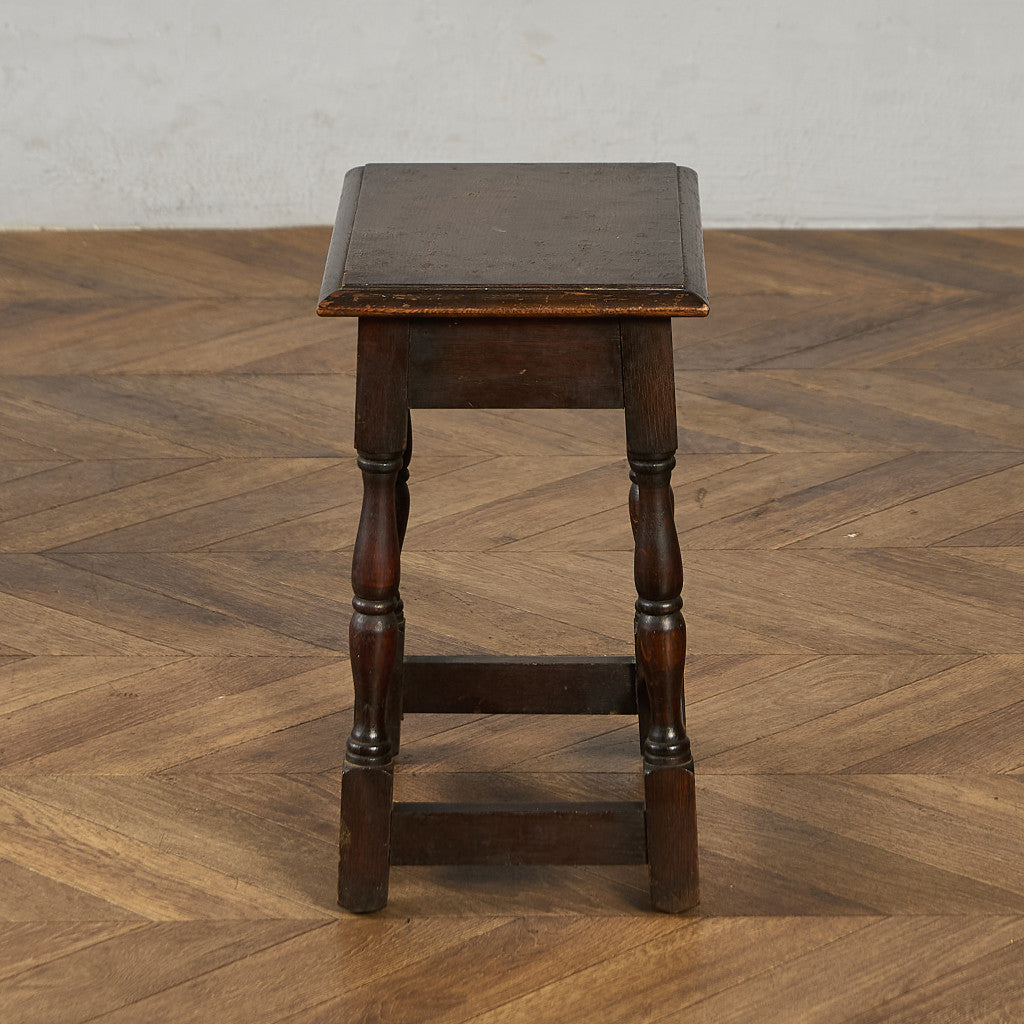 サイドテーブル