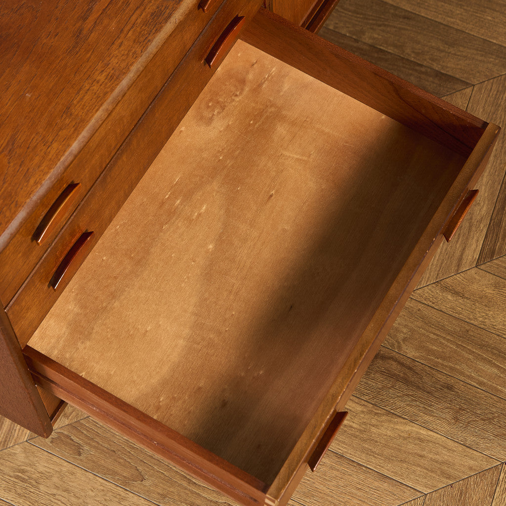 イギリス ヴィンテージ サイドボード