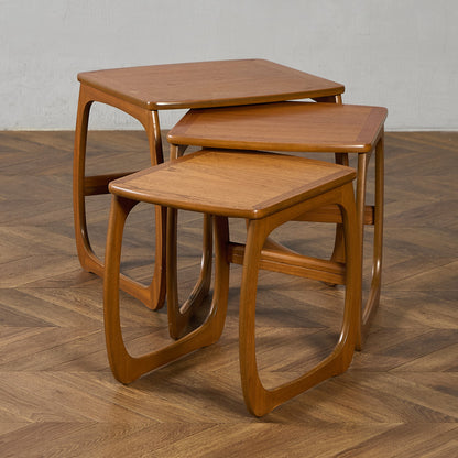 Burlington ネストテーブル