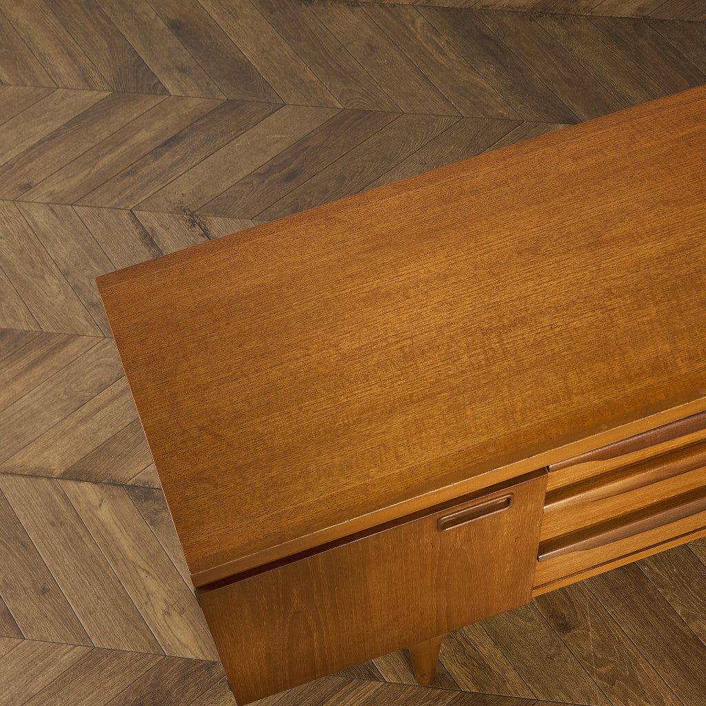 ヴィンテージ サイドボード