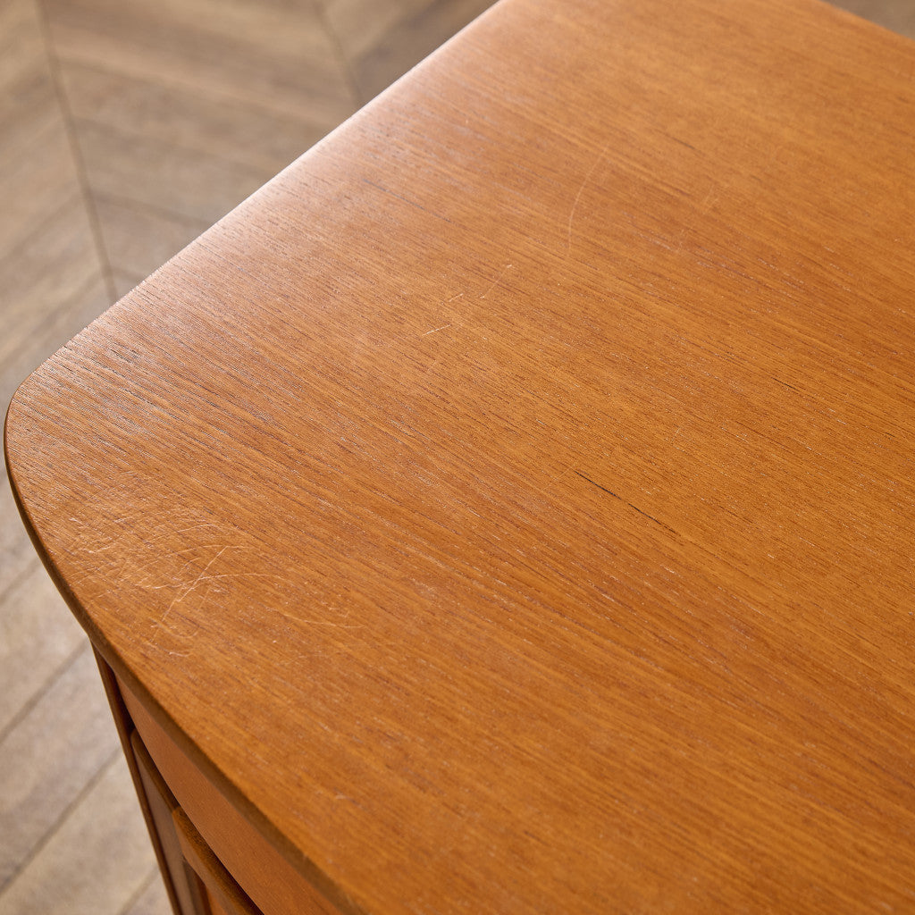 ヴィンテージ サイドボード