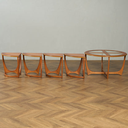 ヴィンテージ ガラストップ ネスト コーヒーテーブル