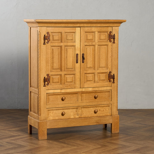 英国 クラシック キャビネット