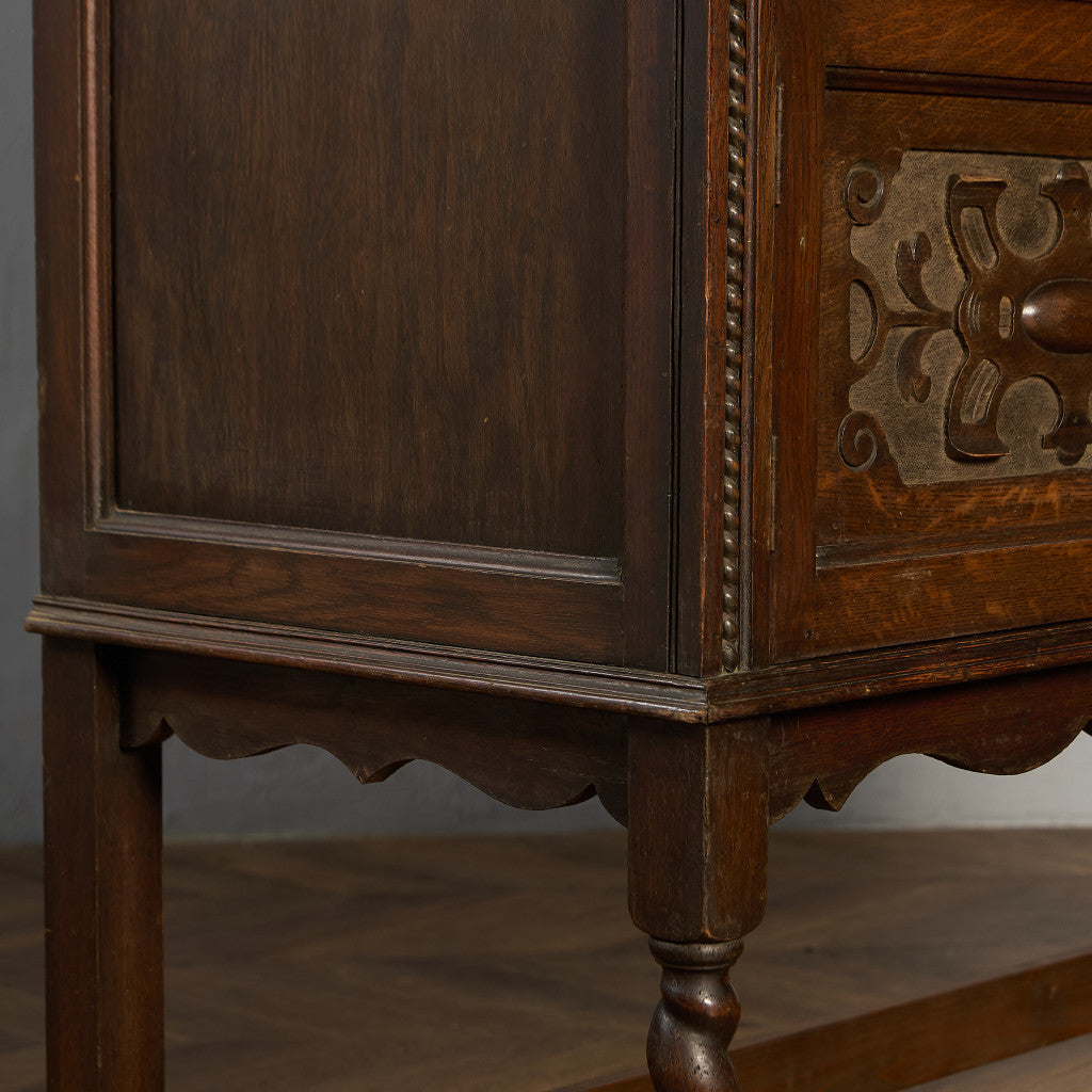 英国 クラシック ウェルシュドレッサー  食器棚