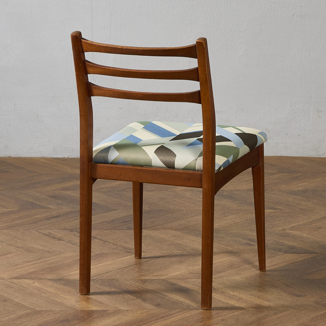 ヴィンテージ ダイニングチェア / 座面張替え済み (LUUM)