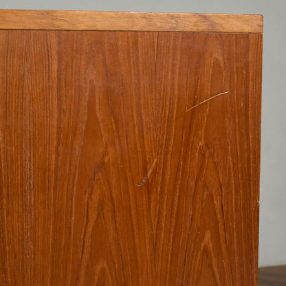 英国 ヴィンテージ 4段 チェスト #90033