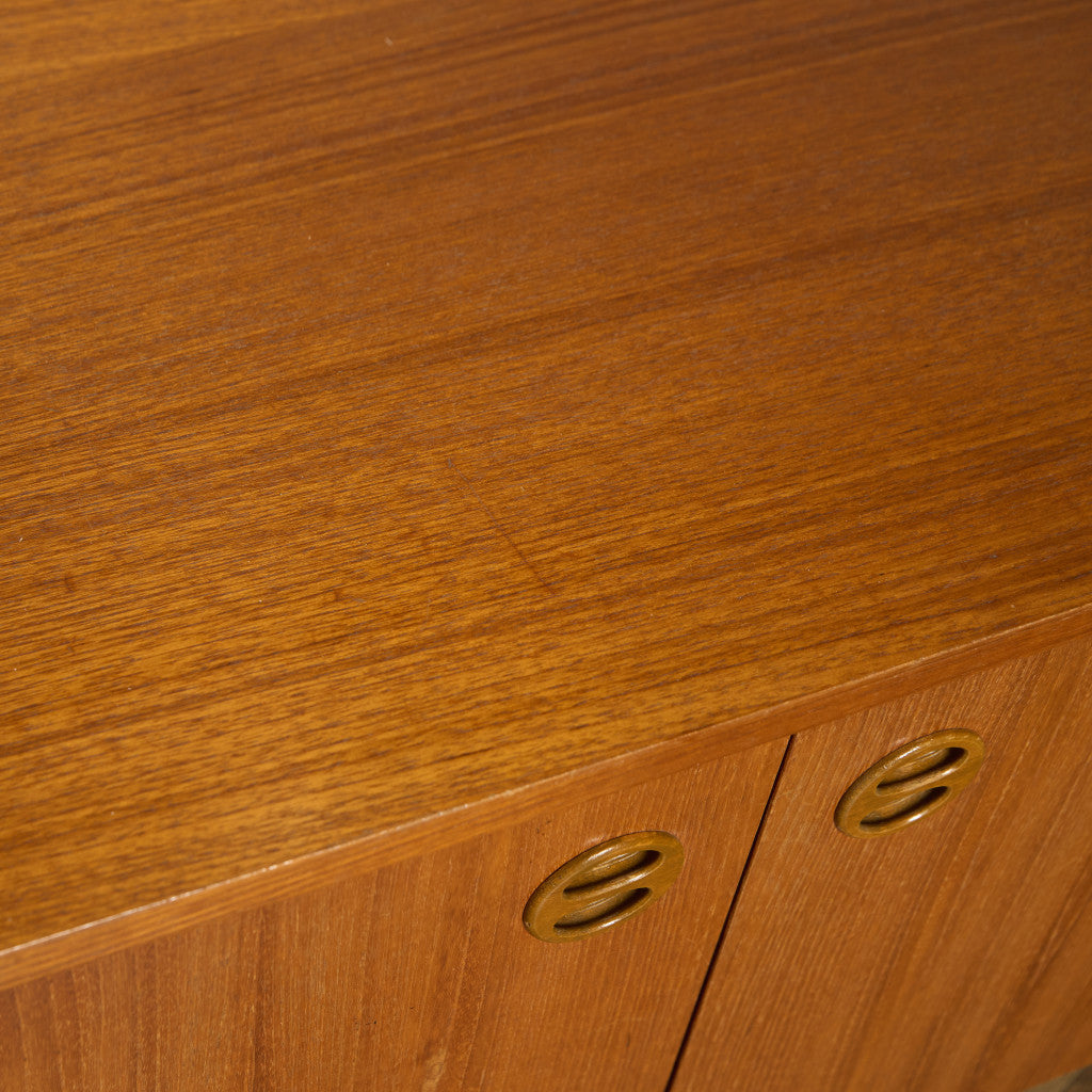 英国 ヴィンテージ キャビネット