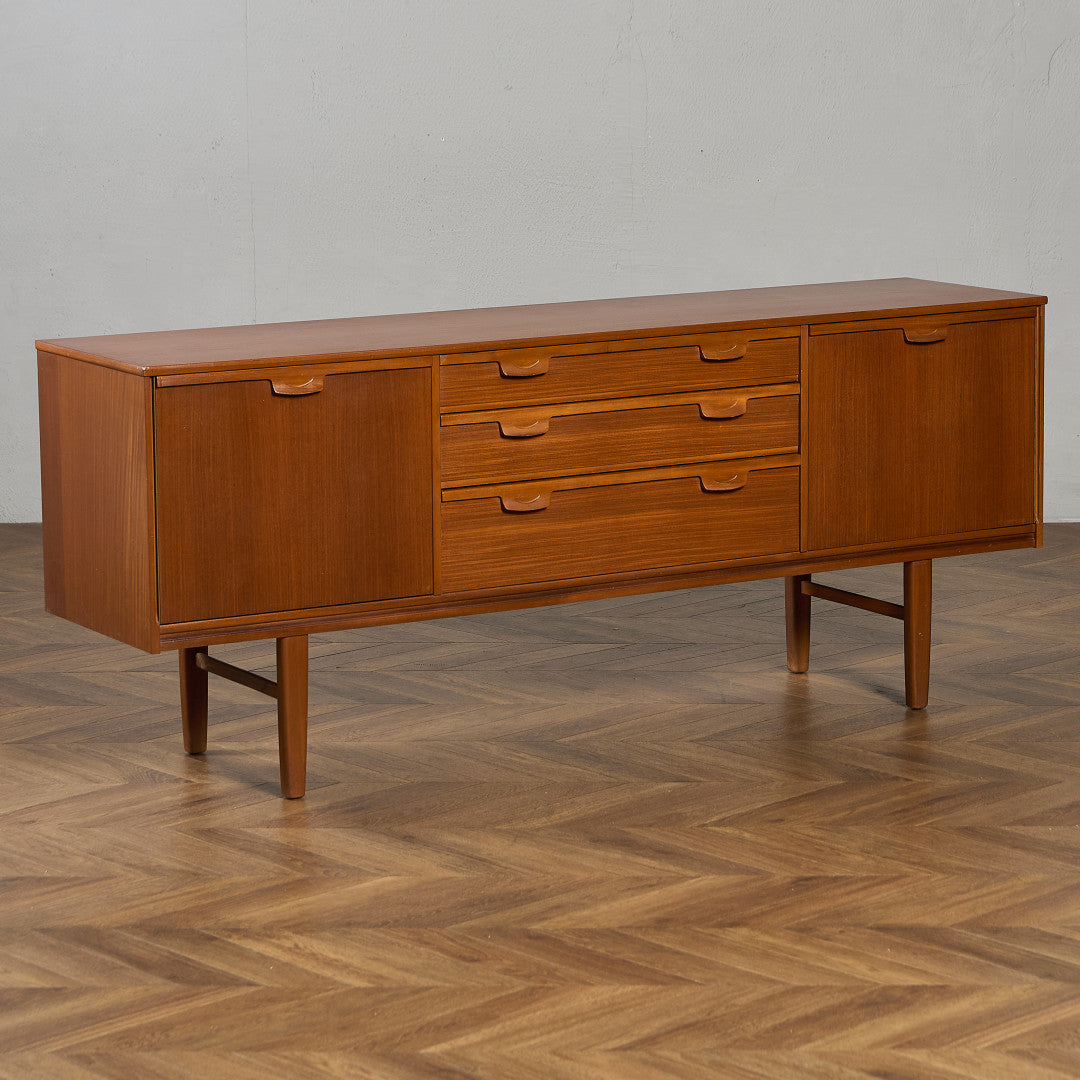 イギリス ヴィンテージ サイドボード カップボード