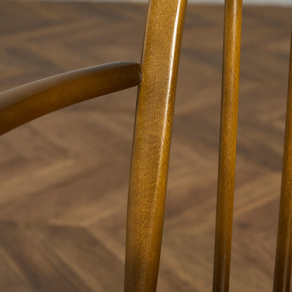 ヴィンテージ クエーカー アームチェア ラウンドゴールドラベル