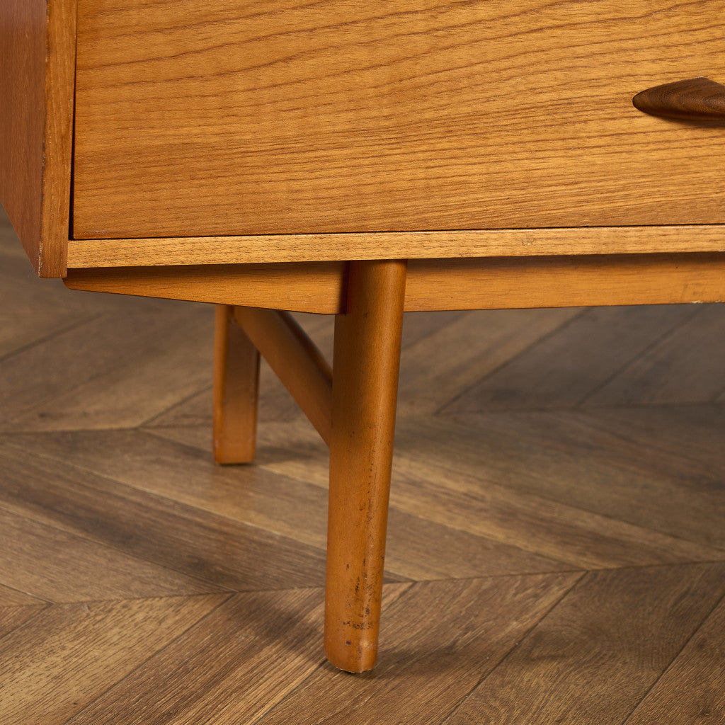 ヴィンテージ ハイ サイドボード